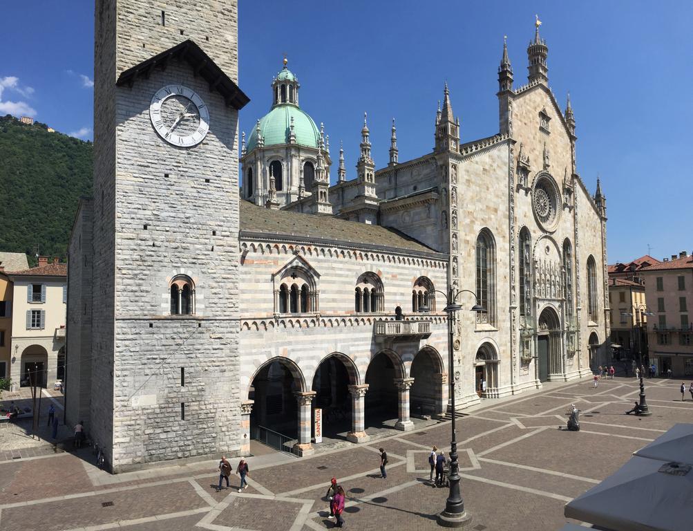 Ancient Courtyard Bonanomi In Como Historic Centre Luaran gambar